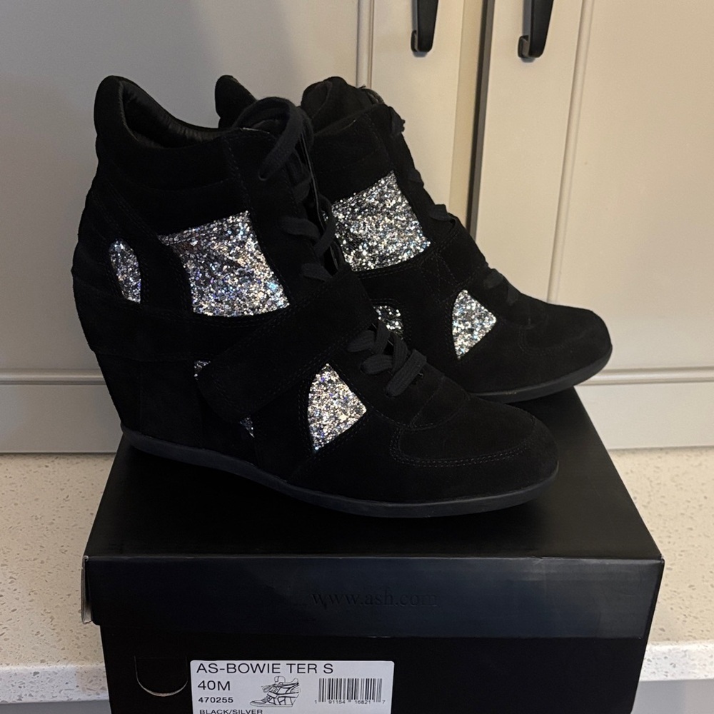 ASH BOWIE Blk/ Midnight Suede Glitter Wedge High Top Sneakers Sz 40 NEW